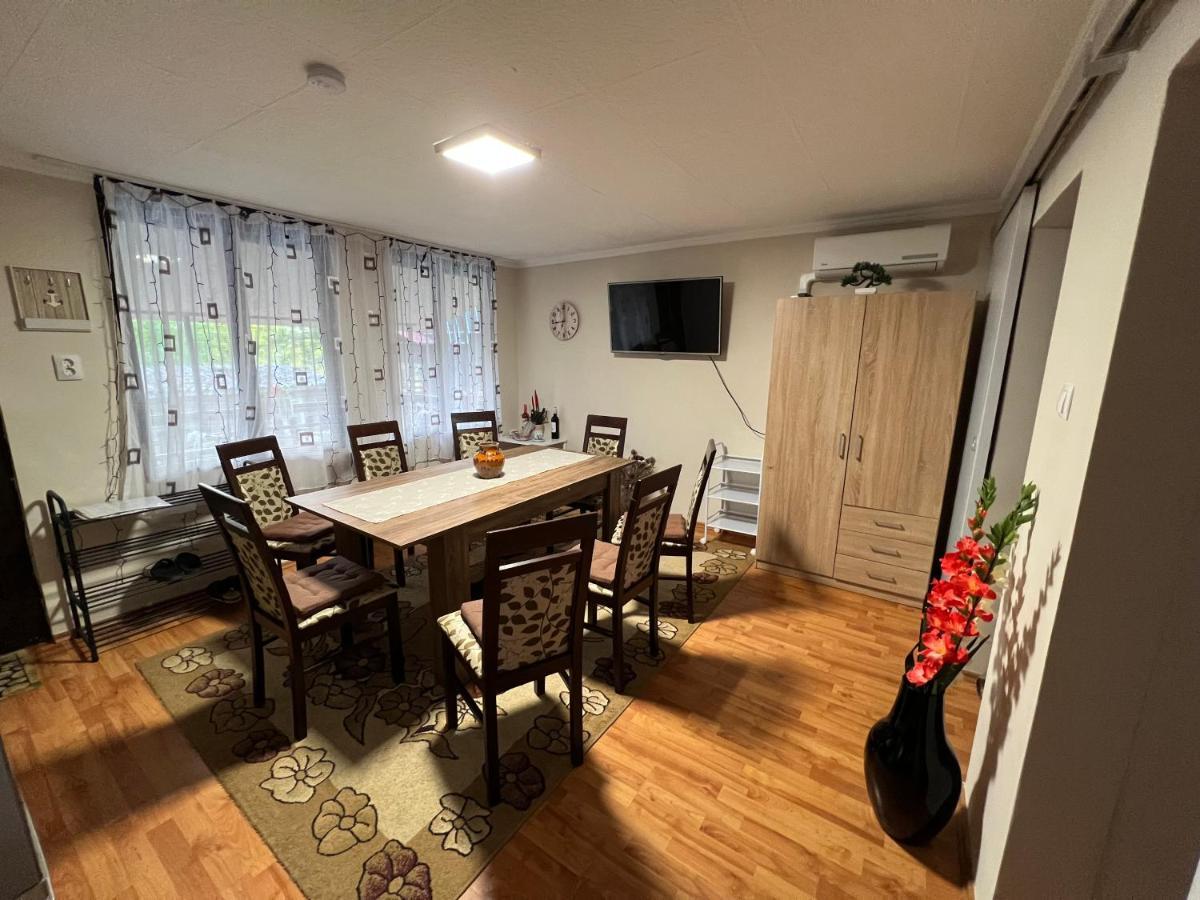 Ferienwohnung Fuege-Fa-Haz Vasarosnameny - Gergelyiugornya Exterior foto