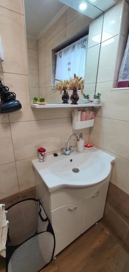 Ferienwohnung Fuege-Fa-Haz Vasarosnameny - Gergelyiugornya Exterior foto