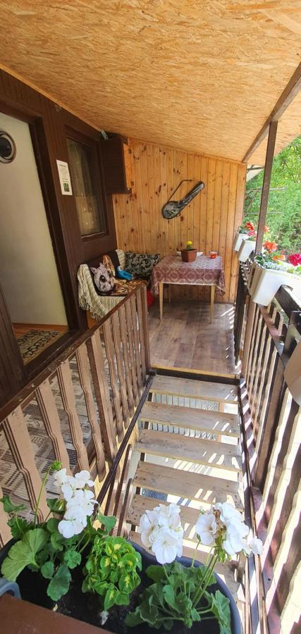 Ferienwohnung Fuege-Fa-Haz Vasarosnameny - Gergelyiugornya Exterior foto