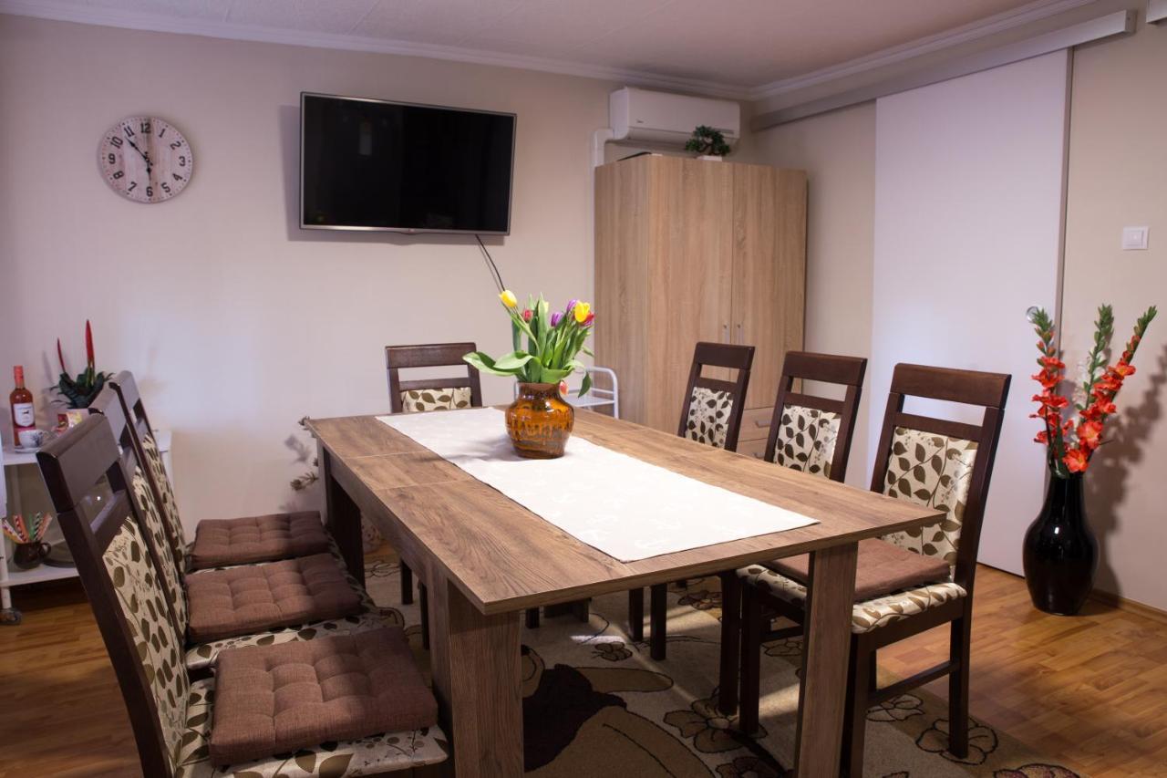 Ferienwohnung Fuege-Fa-Haz Vasarosnameny - Gergelyiugornya Exterior foto